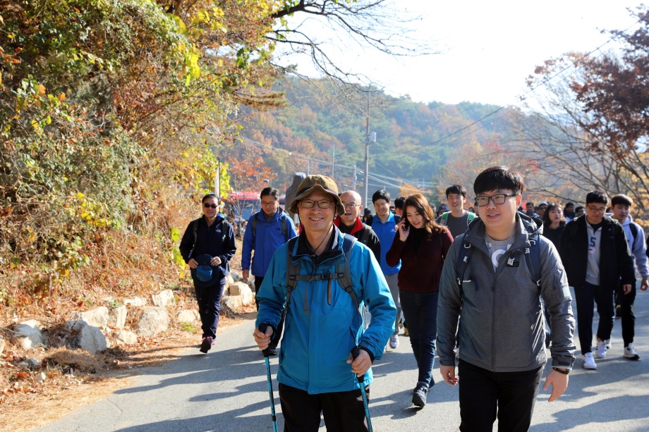 연구원 추계산행 이미지